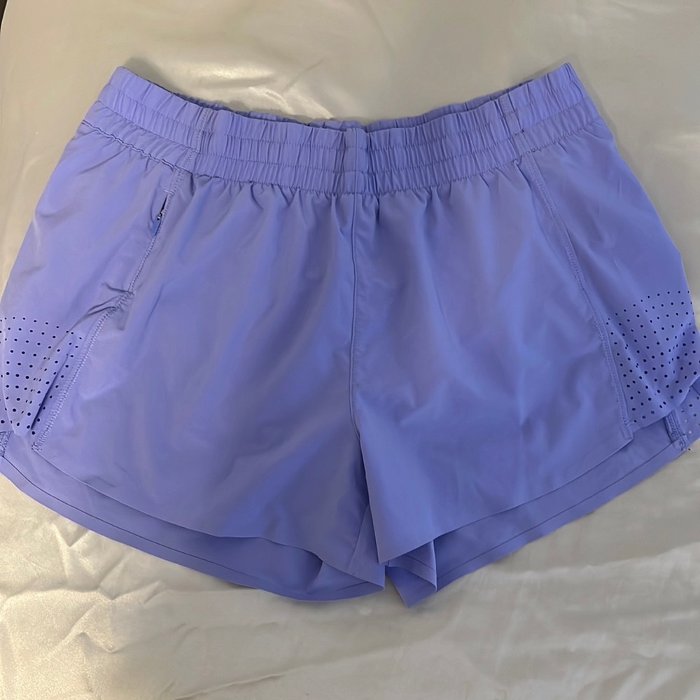 Athleta Hustle 3” Shorts